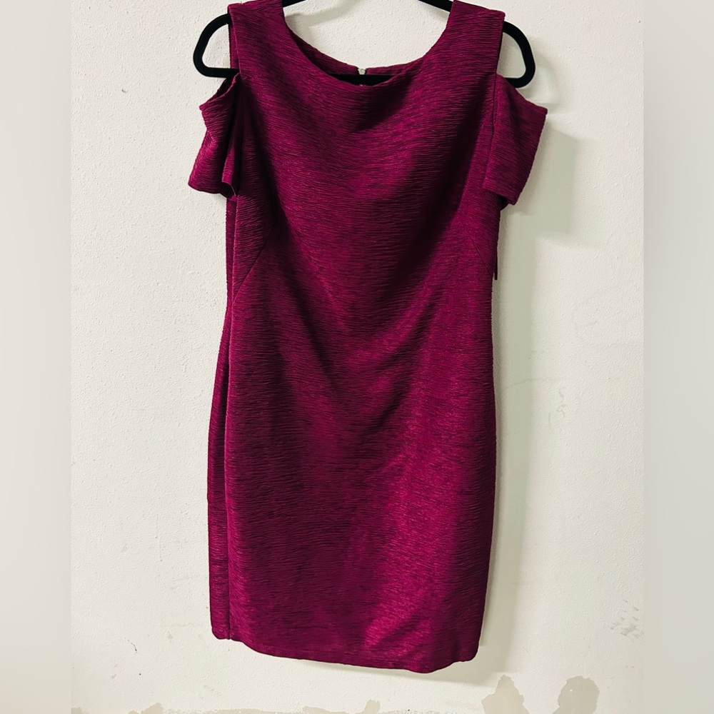 J.TAYLOR DRESS SIZE 14